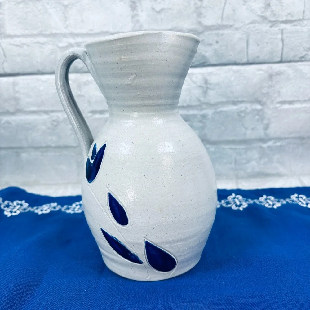 Vintage Williamsburg Pottery VA Salt Glaze Pitcher Cobalt Blue Floral Stoneware